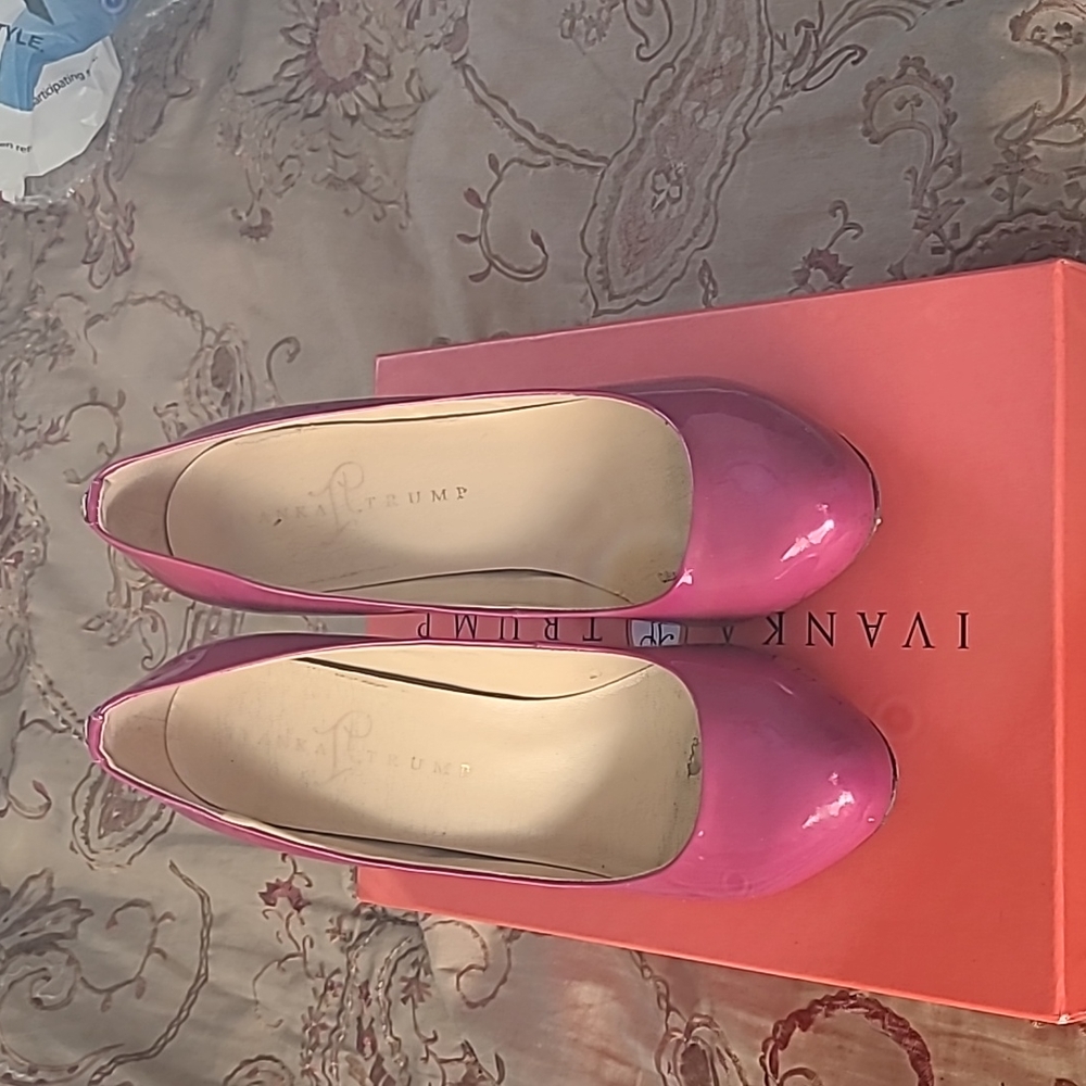 Pink patent Leather Shoes